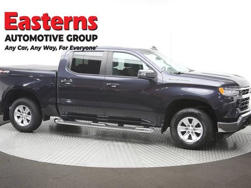Used 2022 Chevrolet Silverado 1500 LT w/ Convenience Package II AWD/4WD image 47