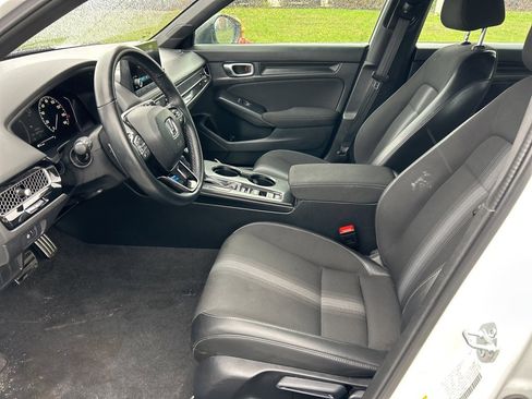Used 2023 Honda Civic Sport image 9