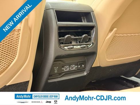 Certified 2025 Jeep Grand Cherokee Limited w/ Trailer Tow Package image 35