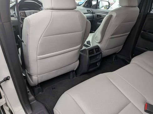 Certified 2023 Honda Passport EX-L image 18