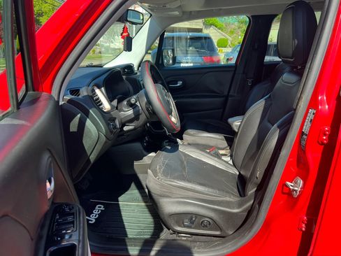 Used 2016 Jeep Renegade Limited AWD/4WD image 17