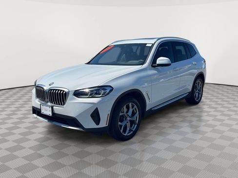 Used 2023 BMW X3 xDrive30i w/ Convenience Package w/ZPA AWD/4WD image 3