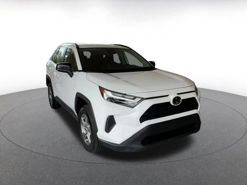 Used 2025 Toyota RAV4 LE image 3