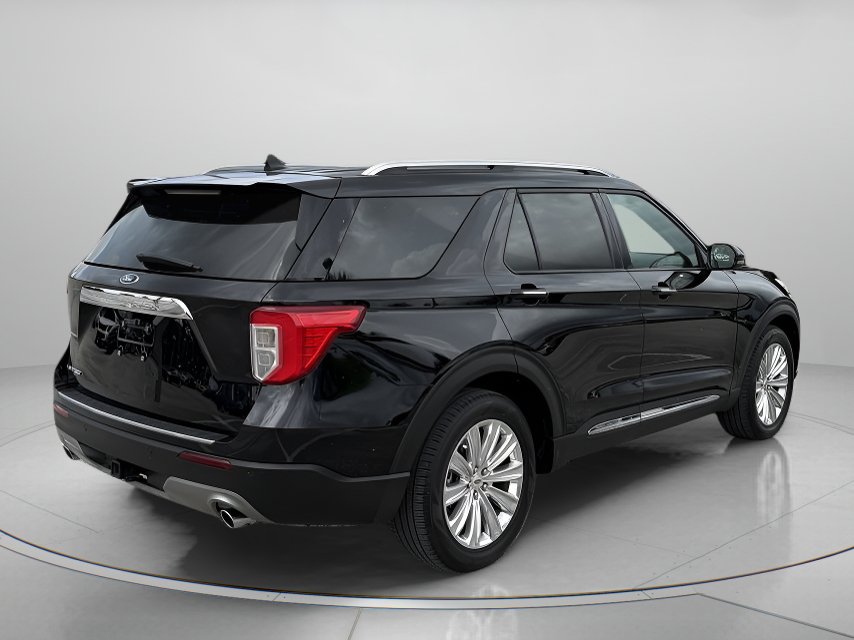 Certified 2023 Ford Explorer Limited w/ Limited Technology Package RWD image 3