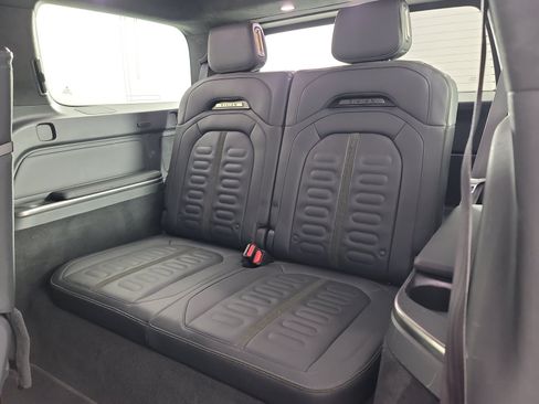 Used 2023 Rivian R1S Adventure AWD/4WD image 22