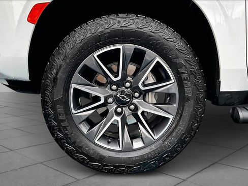 Used 2024 Chevrolet Tahoe Z71 image 10