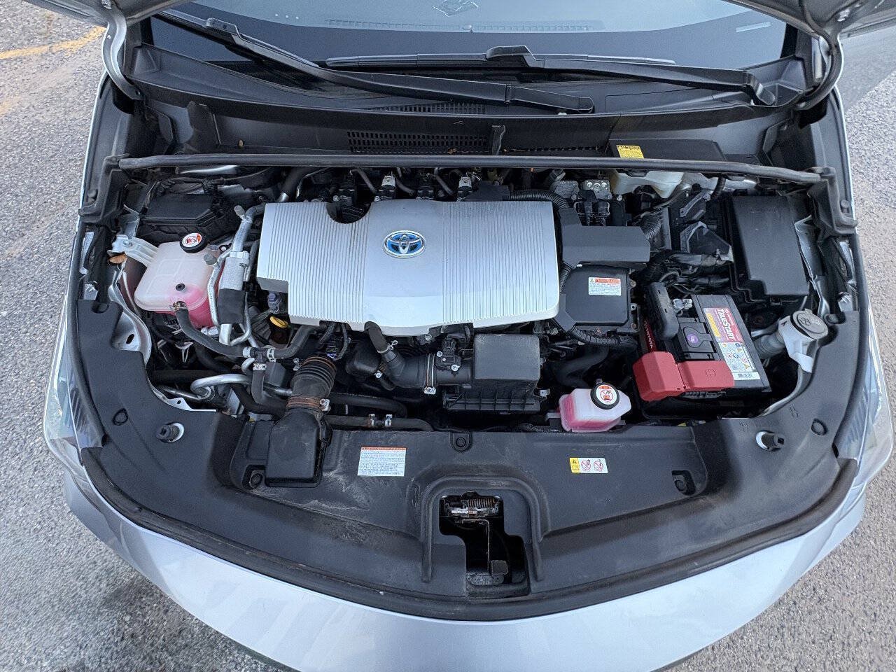 Used 2017 Toyota Prius Prime Plus FWD image 29