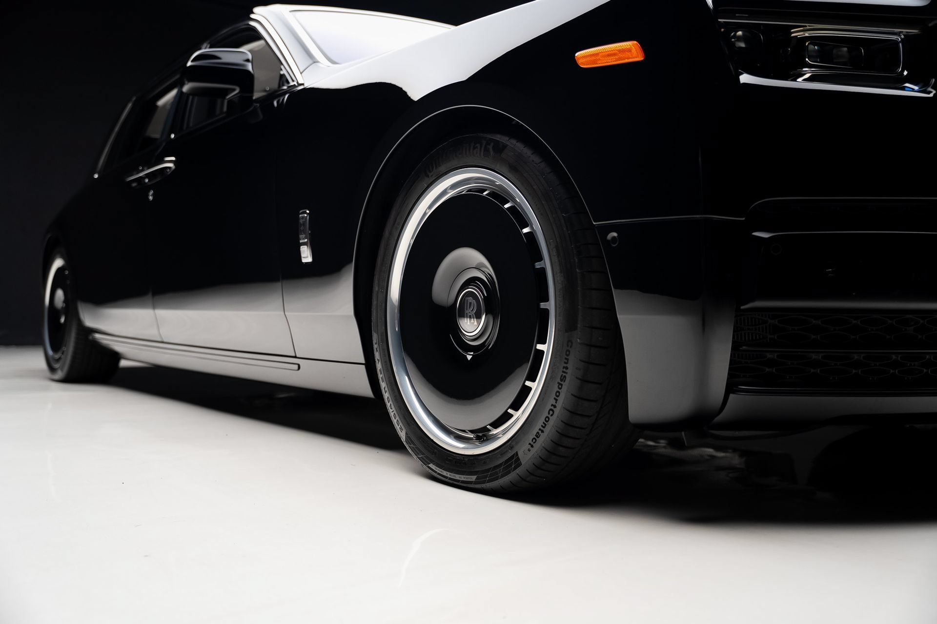 Used 2024 Rolls-Royce Phantom Extended Wheelbase RWD image 92