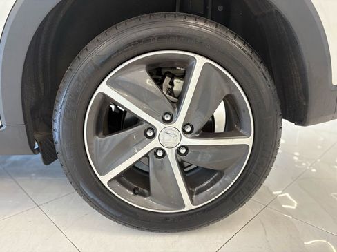 Used 2022 Honda HR-V EX image 37