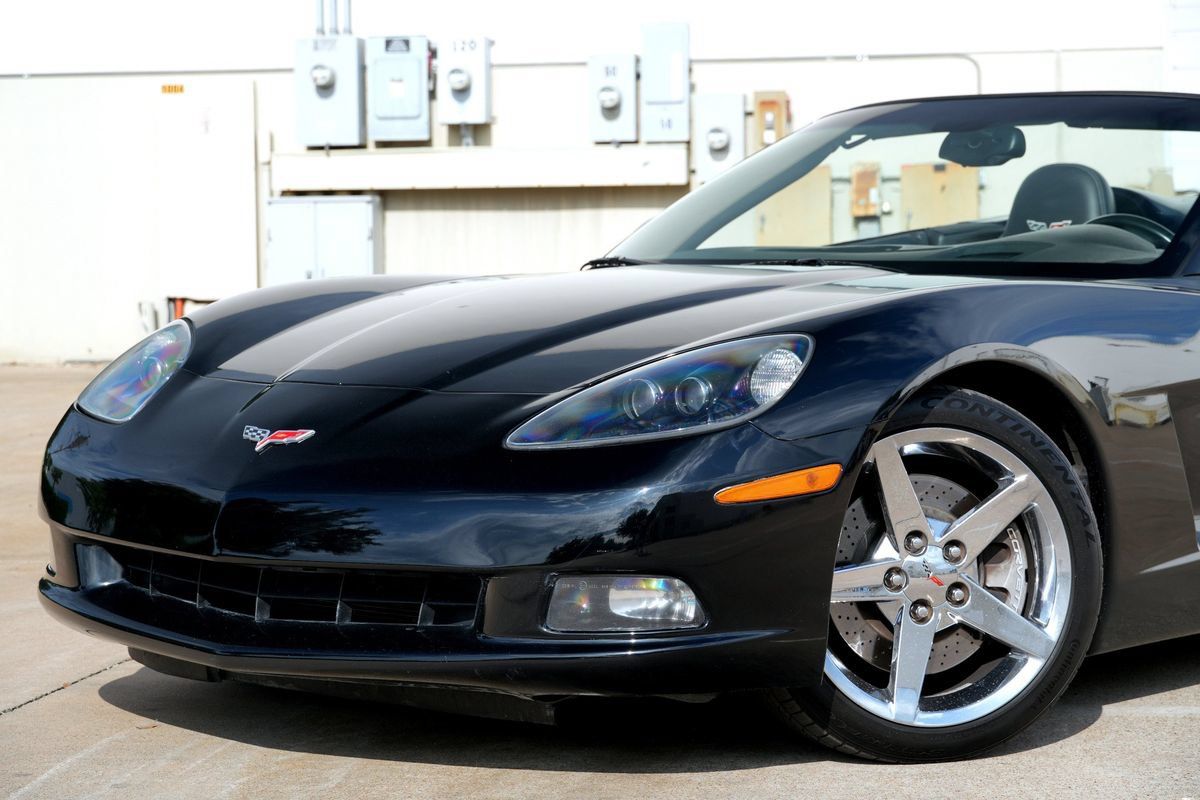 Used 2007 Chevrolet Corvette Convertible w/ Preferred Equipment Group RWD image 20