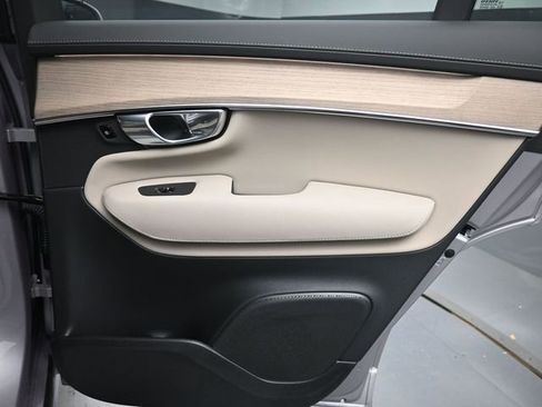 New 2026 Volvo XC90 B6 Plus w/ Protection Package Premier image 29