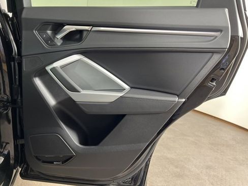 Used 2025 Audi Q3 2.0T Premium Plus w/ Premium Plus Package image 13