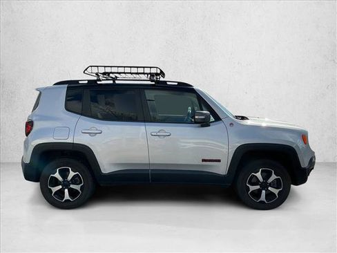 Used 2019 Jeep Renegade Trailhawk image 4