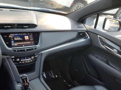 Used 2021 Cadillac XT5 Premium Luxury image 20