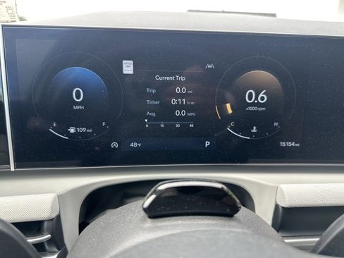 Used 2025 Hyundai Tucson Limited image 16