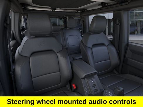 New 2025 Ford Bronco Badlands w/ Sasquatch Package AWD/4WD image 11