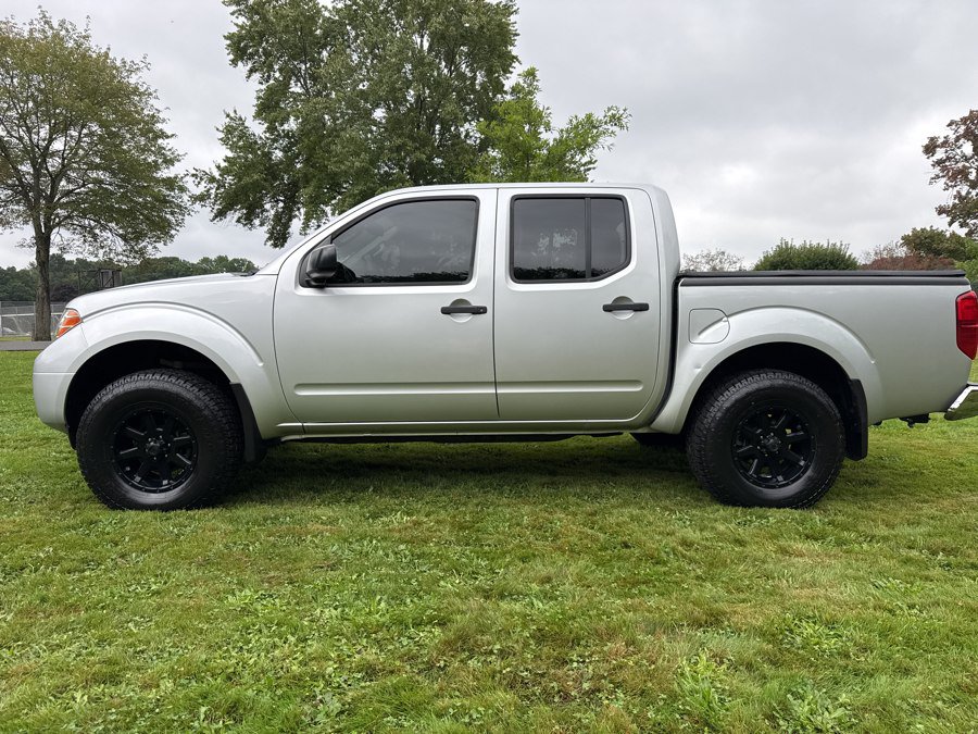 Used 2012 Nissan Frontier SV w/ SV Premium Utility Pkg AWD/4WD image 29