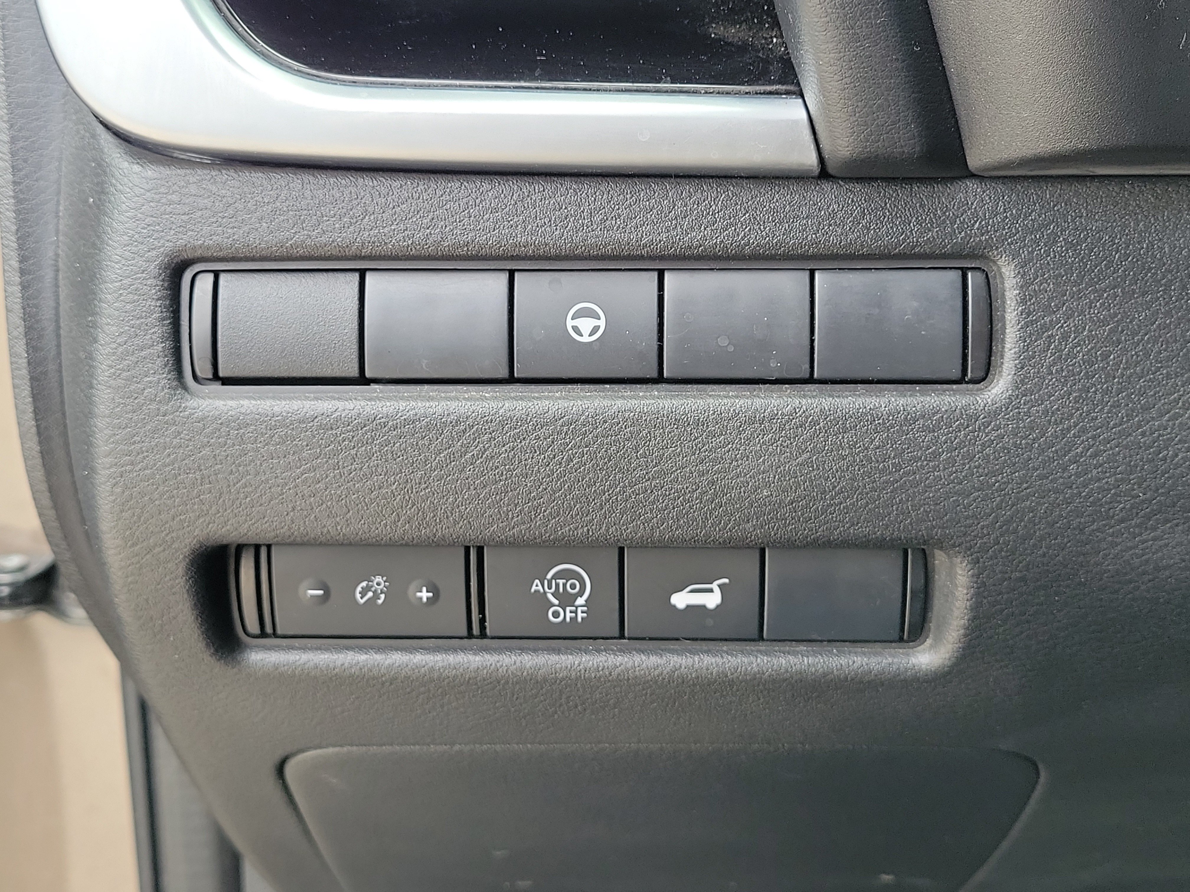 Certified 2025 Nissan Rogue SV AWD/4WD image 30