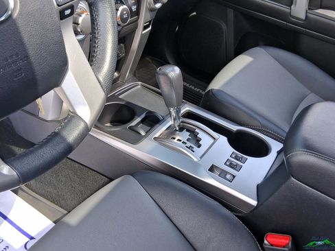 Used 2017 Toyota 4Runner SR5 Premium RWD image 22