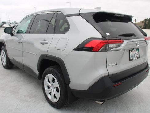 Certified 2024 Toyota RAV4 LE FWD image 5
