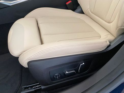 New 2026 BMW 330i xDrive Sedan w/ M Sport Package image 12