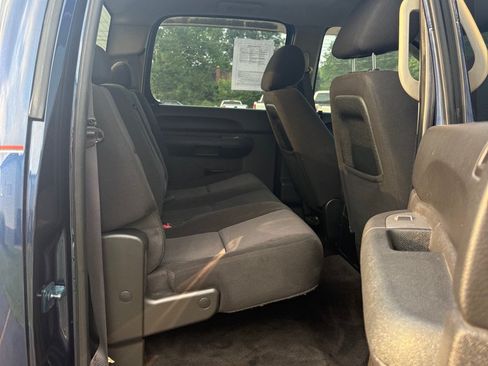 Used 2011 Chevrolet Silverado 1500 LT w/ All-Star Edition AWD/4WD image 12