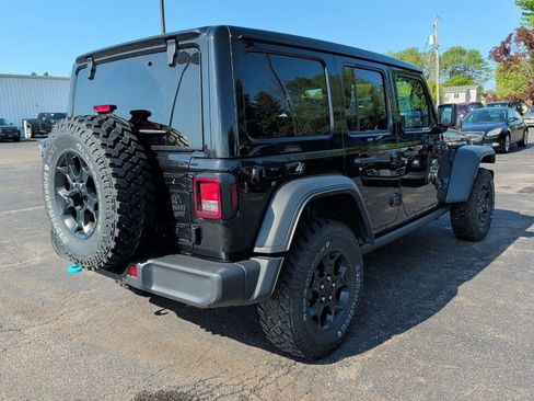 Used 2023 Jeep Wrangler Unlimited w/ Sun & Screen Package AWD/4WD image 19