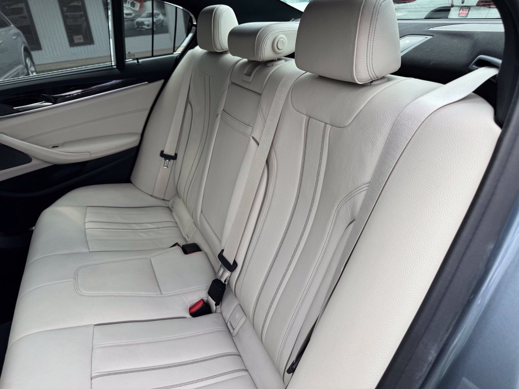 Used 2019 BMW 530i xDrive w/ Executive Package AWD/4WD image 20