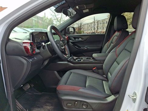 Used 2026 Chevrolet Equinox RS image 12