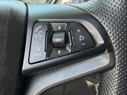 Used 2019 Chevrolet Trax LT w/ LPO, Cargo Package FWD image 16