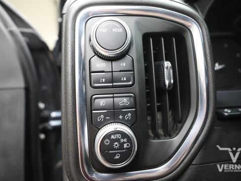 Used 2020 GMC Sierra 2500 SLT w/ SLT Premium Plus Package AWD/4WD image 16