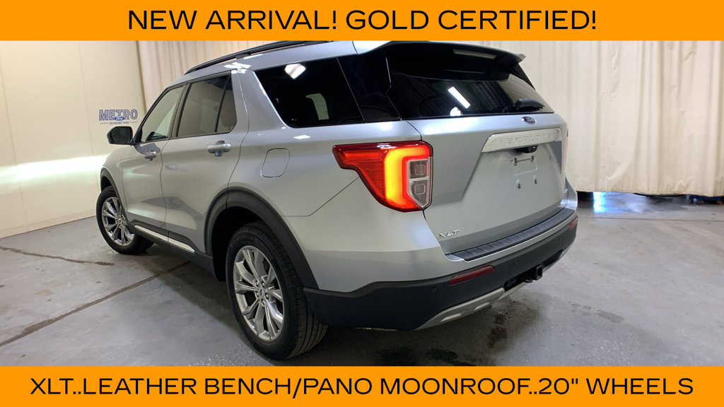 Used 2023 Ford Explorer XLT w/ Equipment Group 202A AWD/4WD image 5