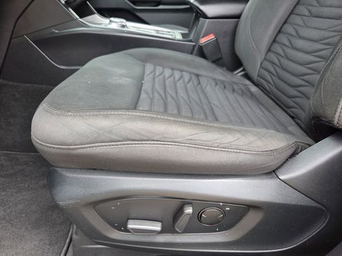 Used 2020 Ford Explorer XLT RWD image 12
