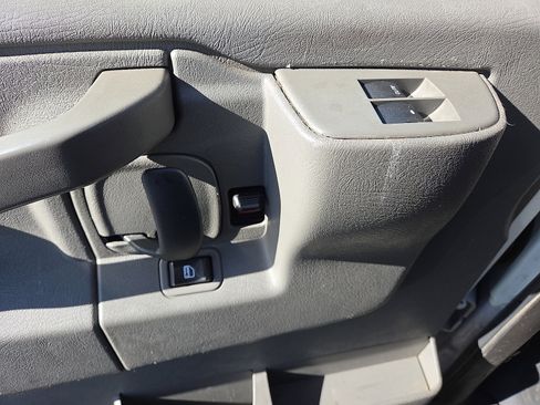 Used 2020 Chevrolet Express 2500 Extended w/ Communications Package image 10