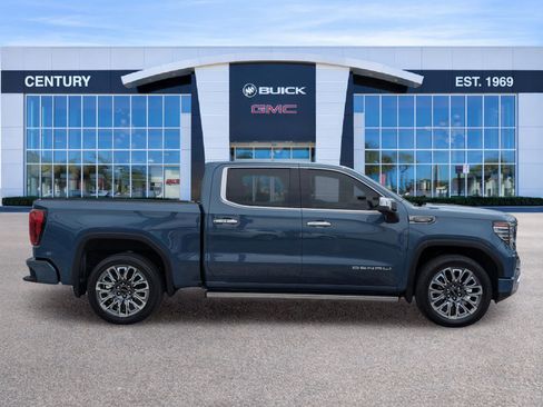 Used 2024 GMC Sierra 1500 Denali Ultimate AWD/4WD image 2