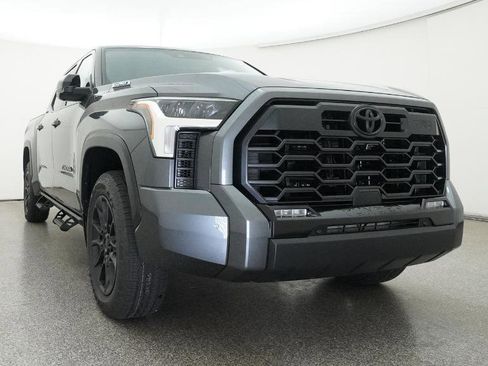 New 2026 Toyota Tundra Limited AWD/4WD image 32