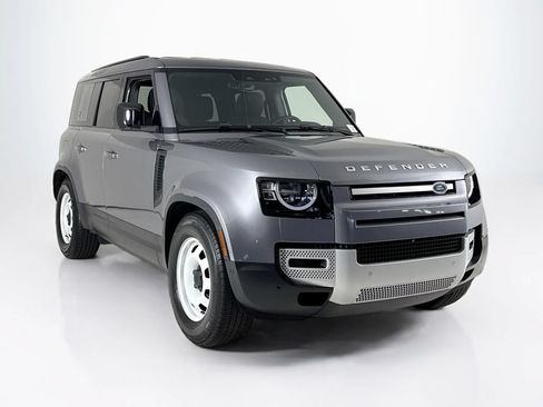 Used 2023 Land Rover Defender 110 AWD/4WD image 7