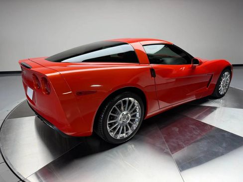 Used 2012 Chevrolet Corvette Coupe RWD image 2