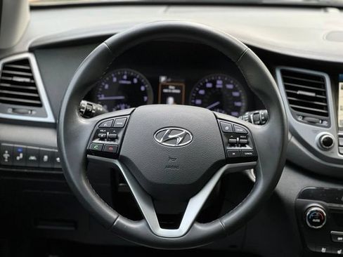 Used 2016 Hyundai Tucson Limited w/ Option Group 03 AWD/4WD image 30