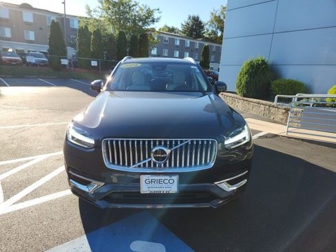 Used 2024 Volvo XC90 B6 Plus image 8