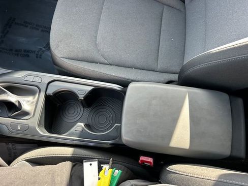 Used 2025 Kia K4 LXS image 18
