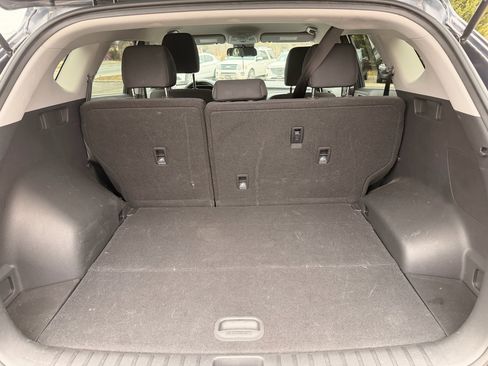 Used 2020 Hyundai Tucson SE w/ Cargo Package image 19