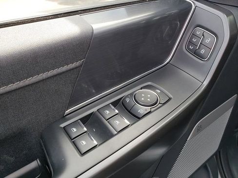 New 2025 Ford F150 Lariat w/ Equipment Group 501A Mid image 17