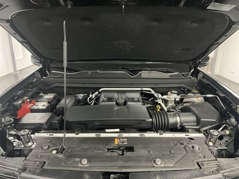 Certified 2024 Chevrolet Colorado ZR2 w/ ZR2 Convenience Package III AWD/4WD image 30