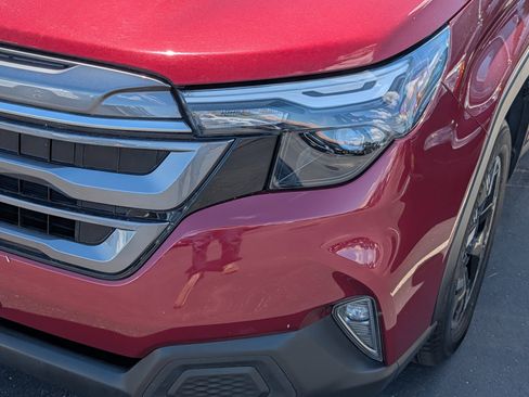 Certified 2025 Subaru Forester Premium AWD/4WD image 16
