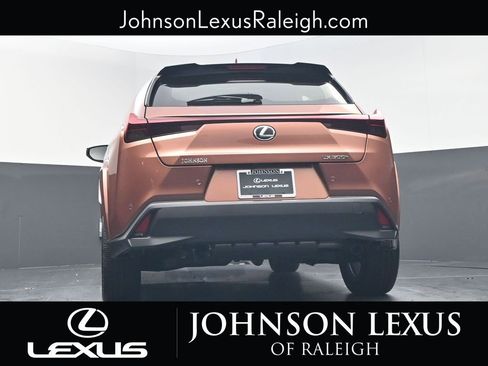 New 2026 Lexus UX 300h FWD image 18