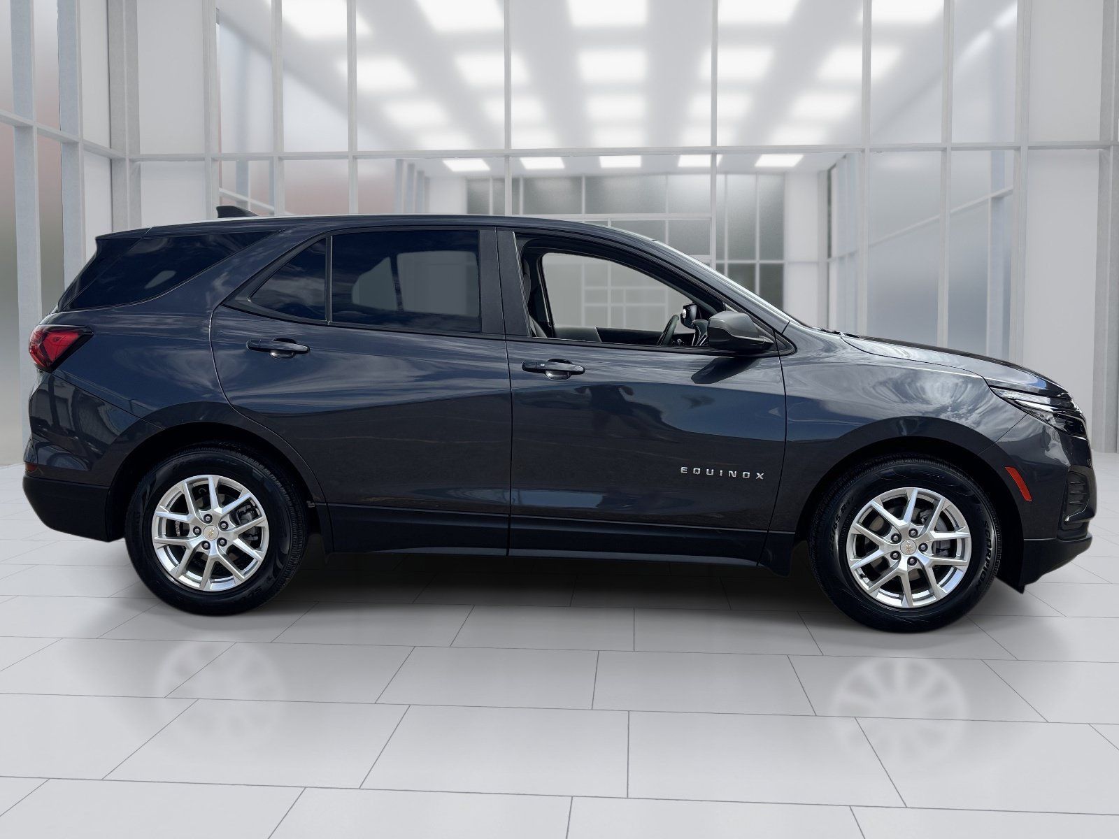 Used 2022 Chevrolet Equinox LS w/ LS Convenience Package FWD image 7