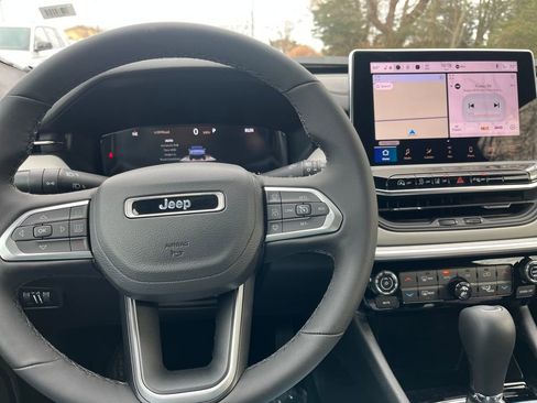 New 2026 Jeep Compass Limited w/ Sun, Sound & Navigation Group image 13