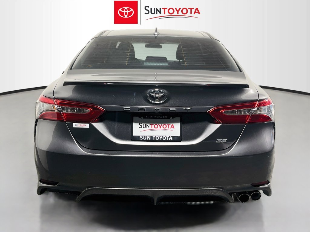 Used 2019 Toyota Camry SE FWD image 4