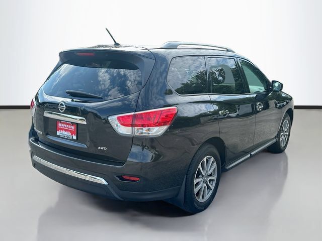 Used 2016 Nissan Pathfinder S AWD/4WD image 6